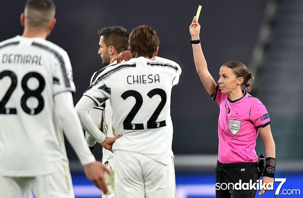 Stephanie Frappart, UEFA Şampiyonlar Ligi’nde tarihe geçti