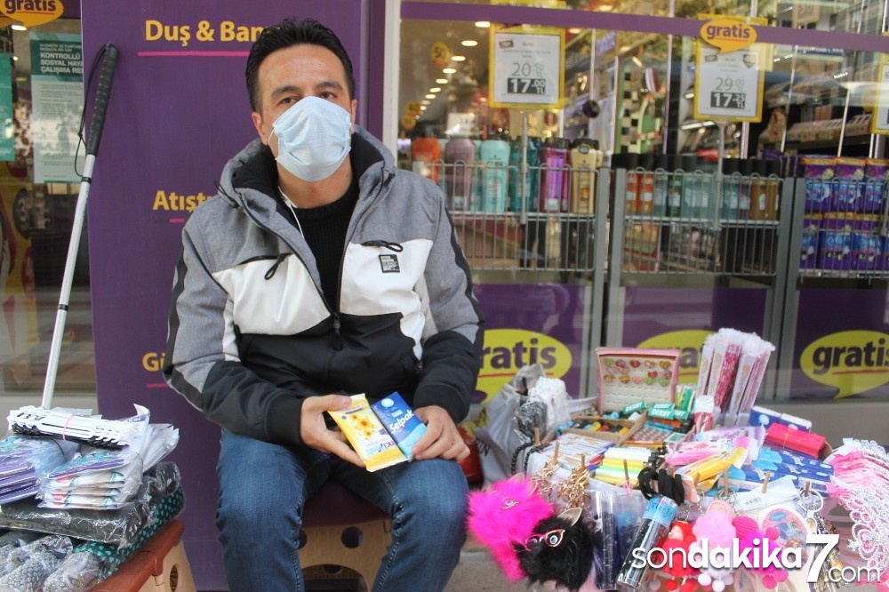 Görme engelli Güray, hayata iki elle sarılıyor