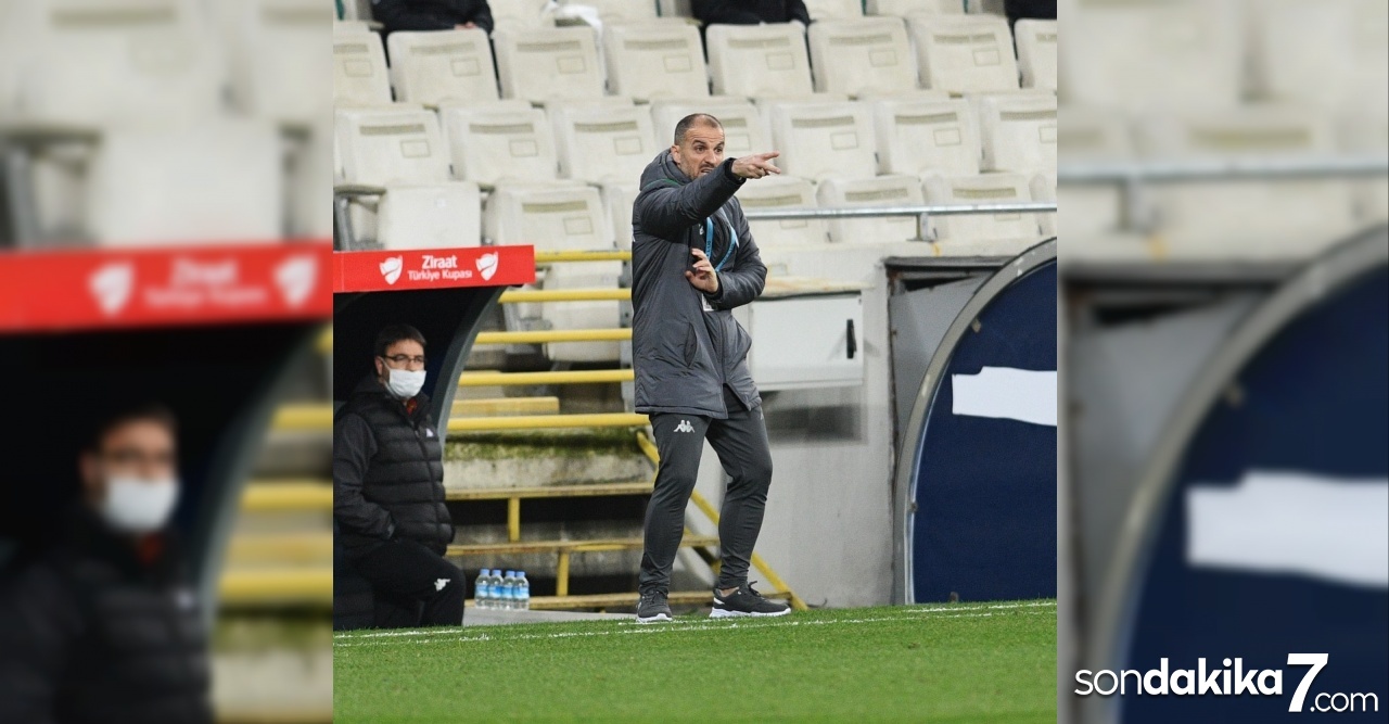 Bursaspor Teknik Direktörü Mustafa Er, geçen sezonun gerisinde kaldı