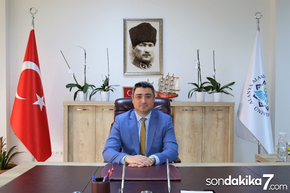 ALKÜ’lü profesör, ’dünyanın en etkili bilim insanları’ listesinde