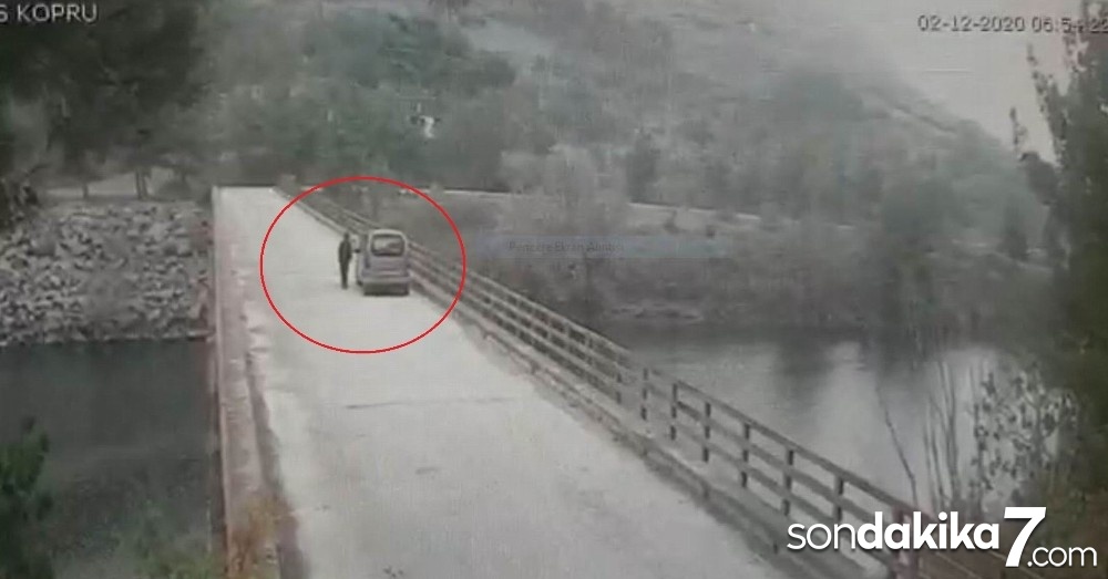 Baraj gölünde kaybolan kadının atlama anı kameraya yansıdı