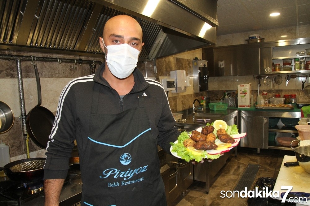 Rizeliler ’Hasmikuşi’ için hamsinin büyümesini bekliyor