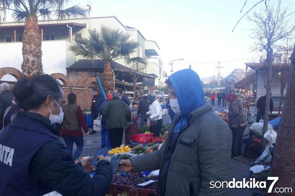 Küçükkuyu’da pazar esnafına HES kodu denetimi
