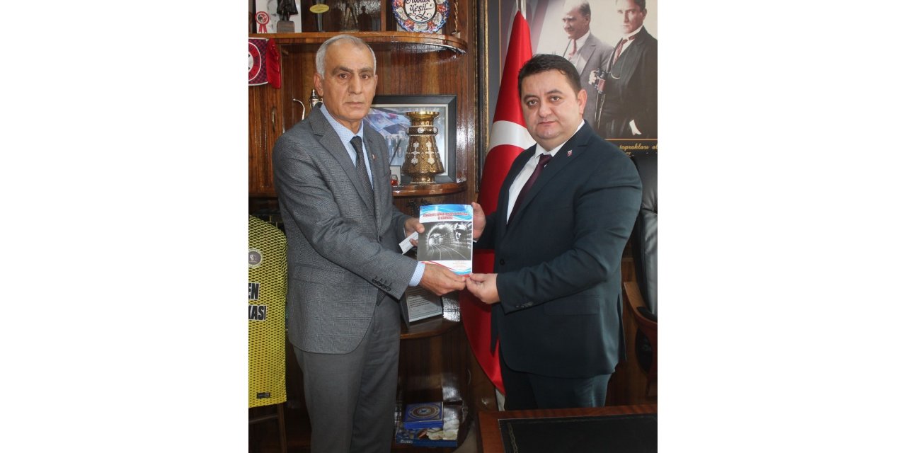 Gmis’ten Yerlikaya’ya Plaket