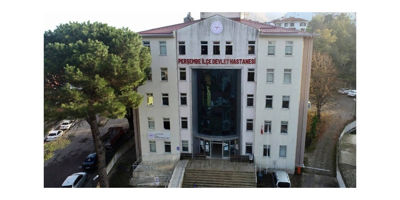 Perşembe Devlet Hastanesi Tabelası Asıldı