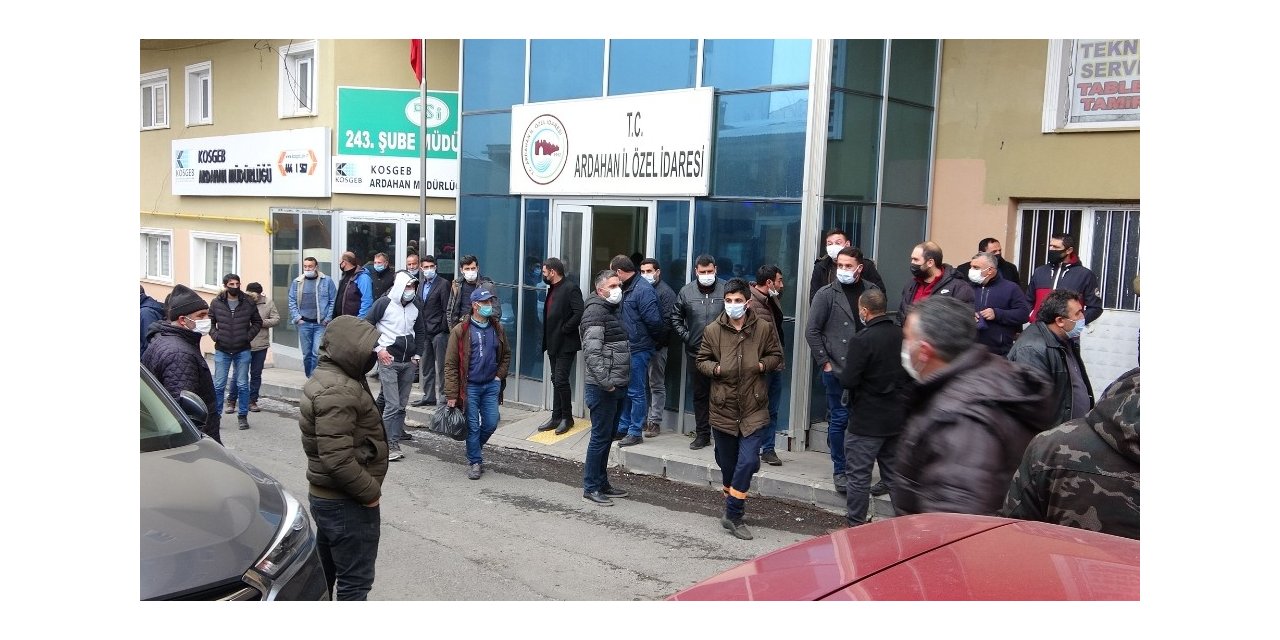 Pandemiye Rağmen 57 Köydes İşçisinin İşine Son Verildi