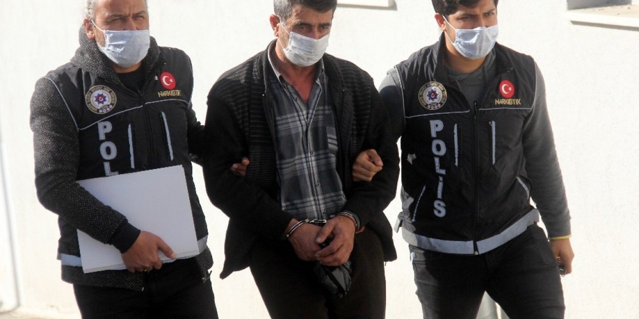 Anka Kuşlu Paketlerle Eroin Sevkiyatına Suçüstü