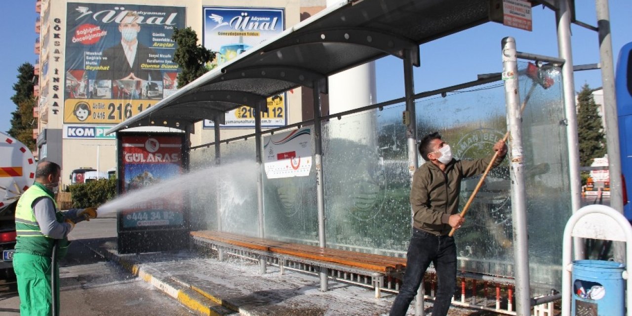 Otobüs Duraklarında Kısıtlama Temizliği