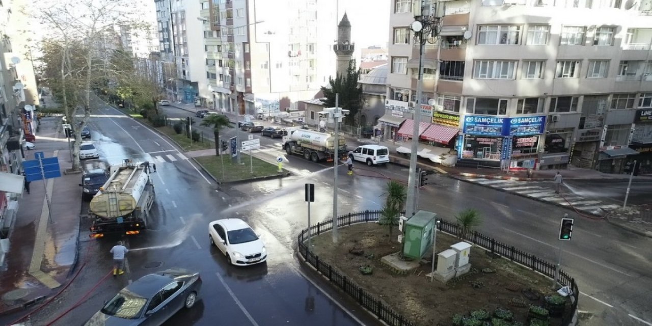 Boş Kalan İlkadım Sokakları Baştan Aşağıya Yıkandı