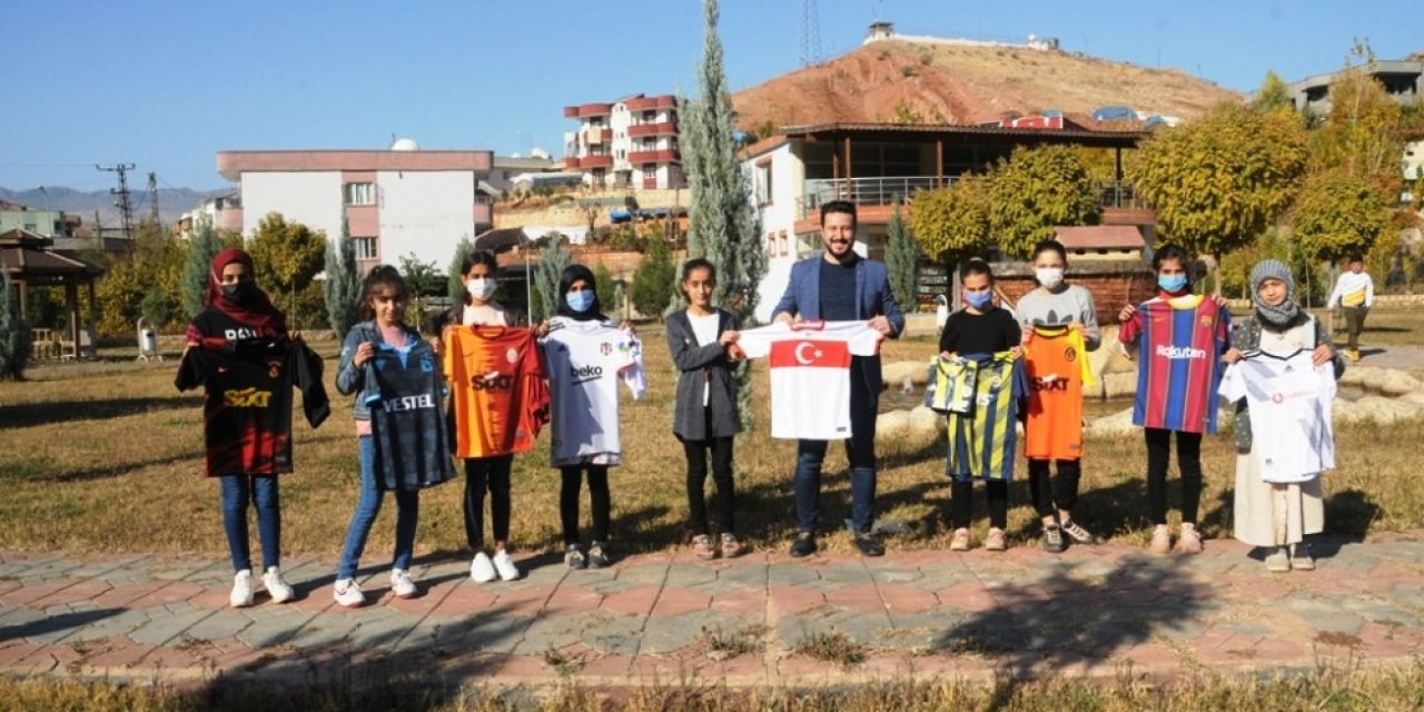 İyilik Harekatı Platformu, Cizreli Çocukları Sevindirdi