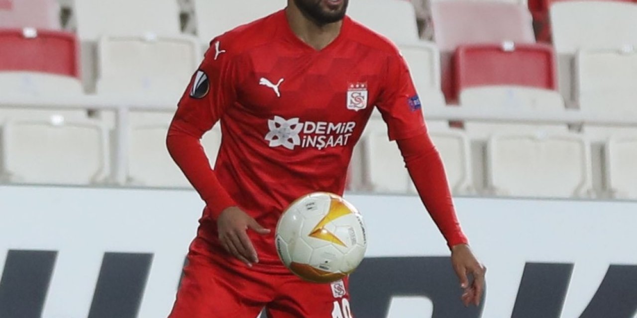 Sivasspor’da Yasin Öztekin Korona Virüse Yakalandı