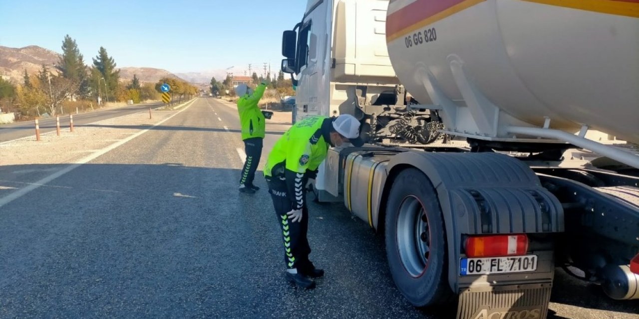 Sokağa Çıkma Kısıtlamasında Yol Uygulaması