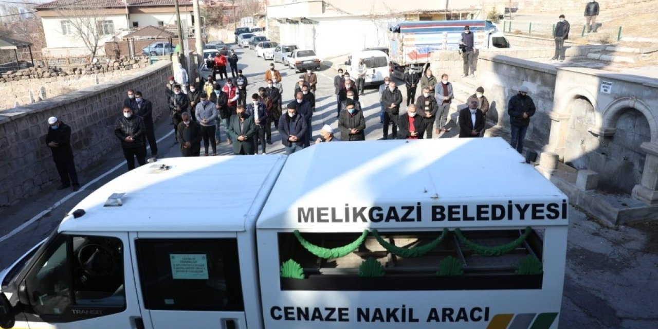 Melikgazi’nin Çalışanları Hayırsever Mehmet Yıldırım’ı Cenazesinde Yalnız Bırakmadı