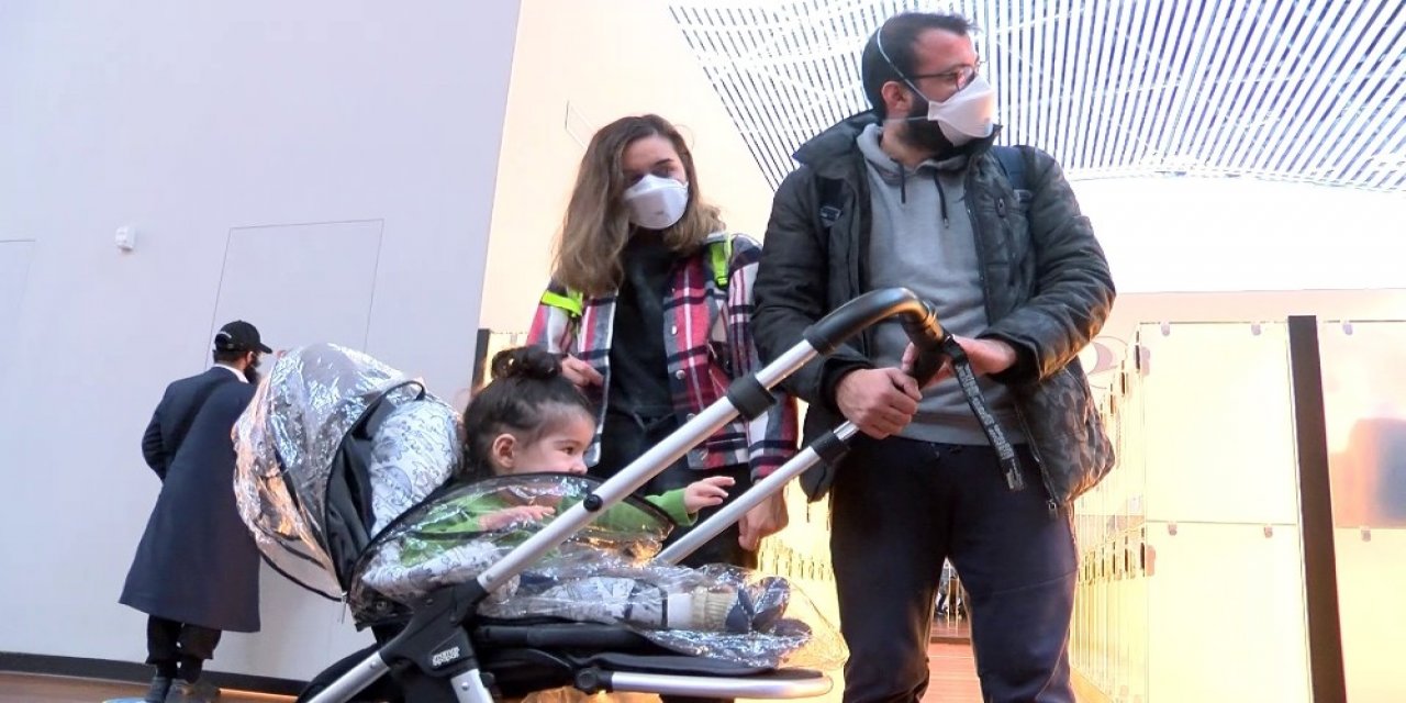 Sma Hastası 1,5 Yaşındaki Demir Ali, Tedavi Olmak Üzere Abd’ye Gitti
