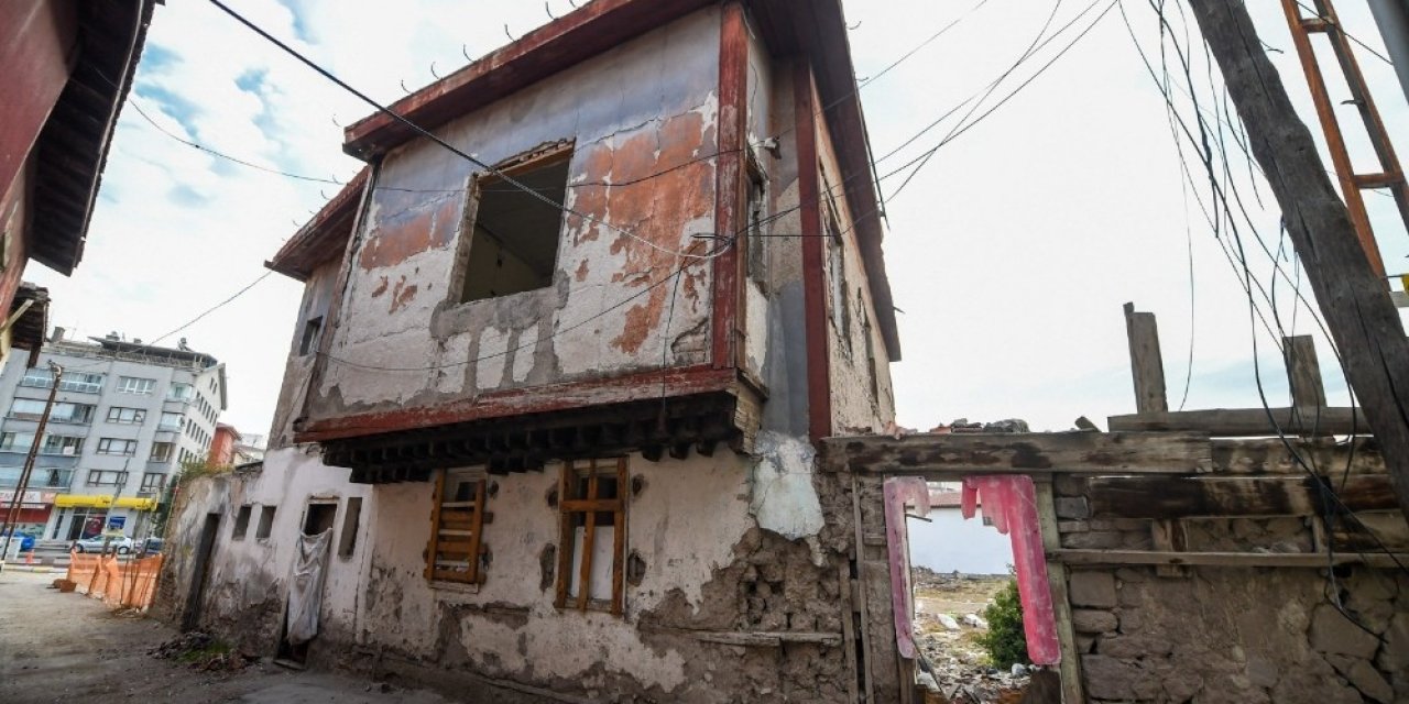 Başkent’te 150 Yıllık Tarihi Konak Hayta Dönüyor