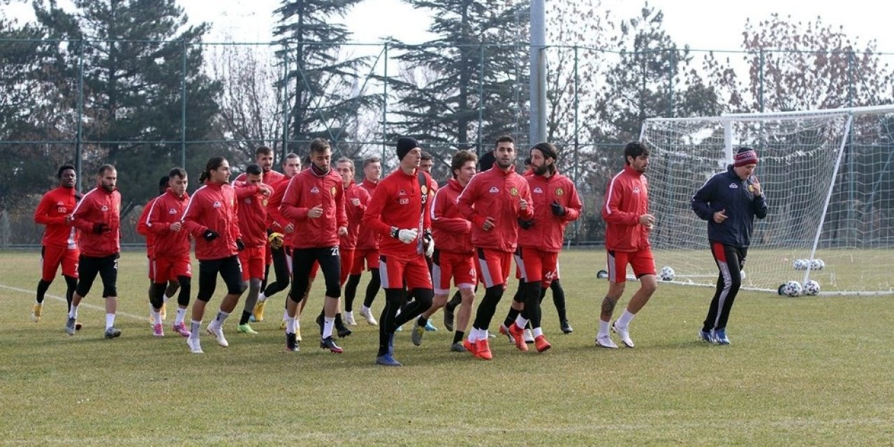 Eskişehirspor Tuzlaspor Maçı Hazırlıklarını Tamamladı