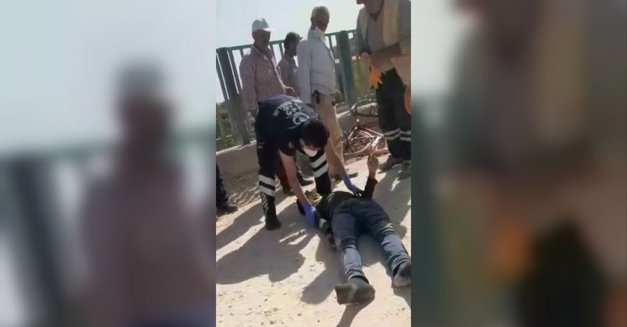 Adıyaman’da, kontrolden çıkan bisikletin takla atması sonucu 1’i ağır 2 kişi yaralandı.