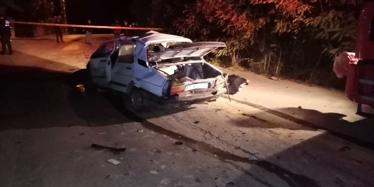 Freni Boşalan Kamyon Dehşet Saçtı: 2 Ölü, 1 Yaralı
