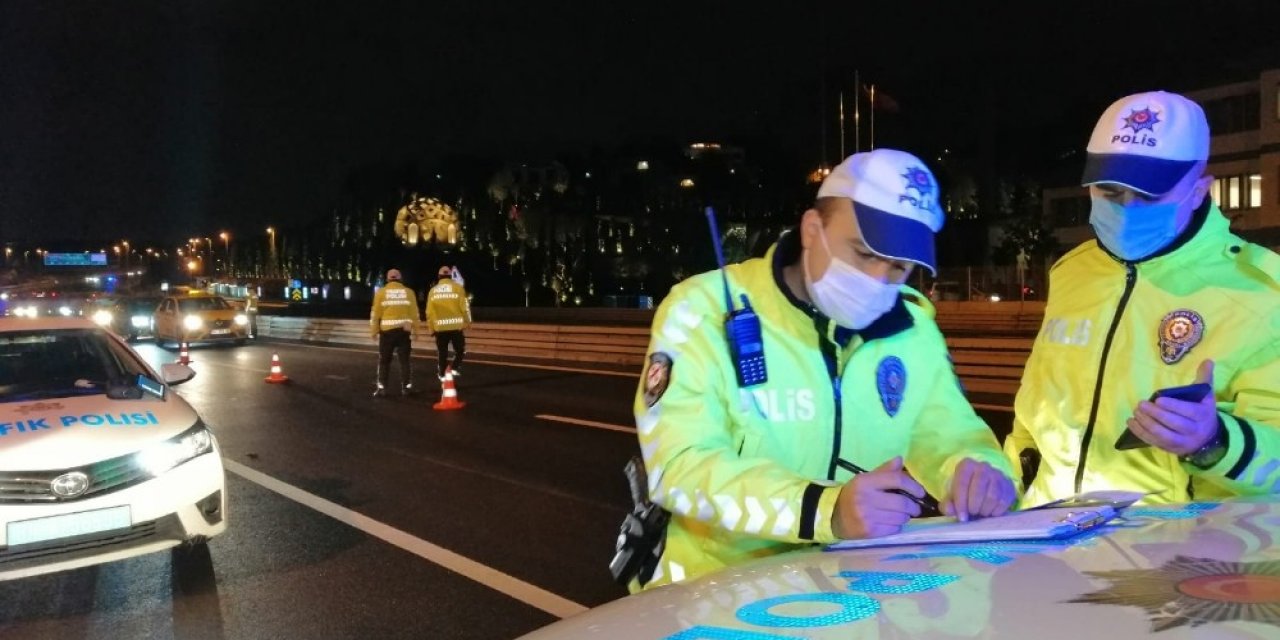 "babam Hasta" Yalanı Trafik Polisini İsyan Ettirdi