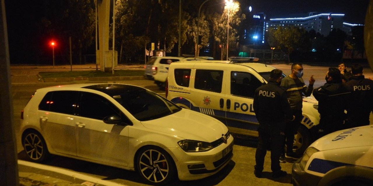 Kısıtlama Saatlerinde Polisten Kaçmak İsteyen Sürücü 1.4 Promil Alkollü Çıktı