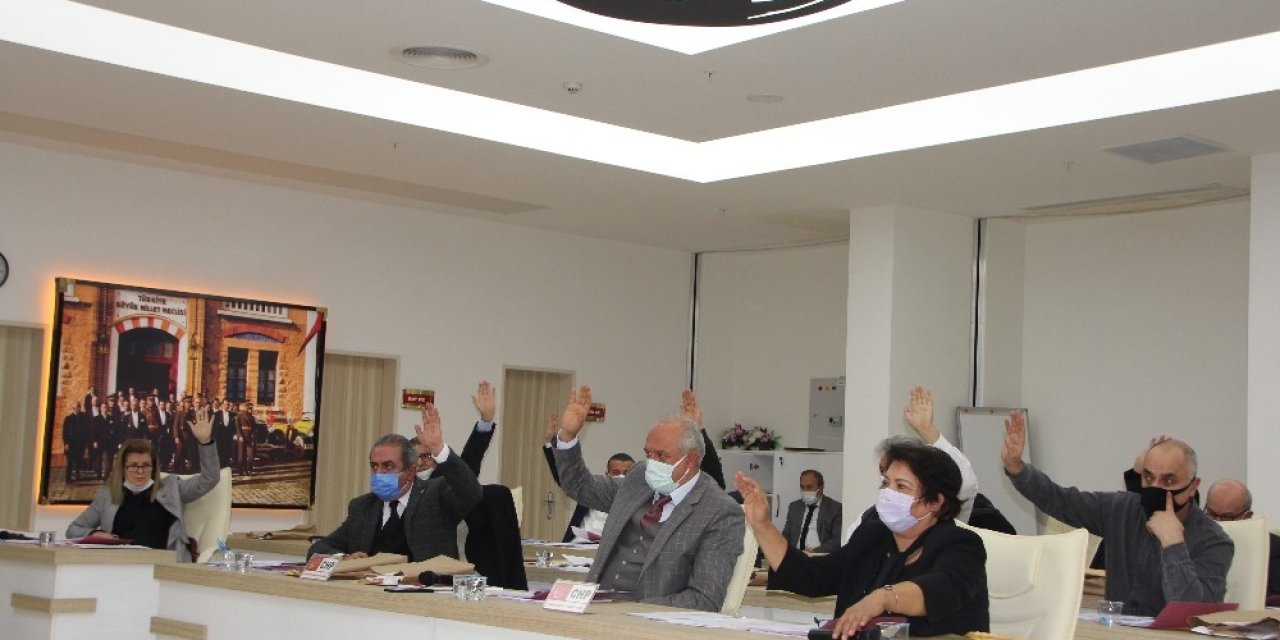 Chp’li Belediye Başkanının Meclise Taşıdığı Gündemi Chp’li Üyeler Reddetti