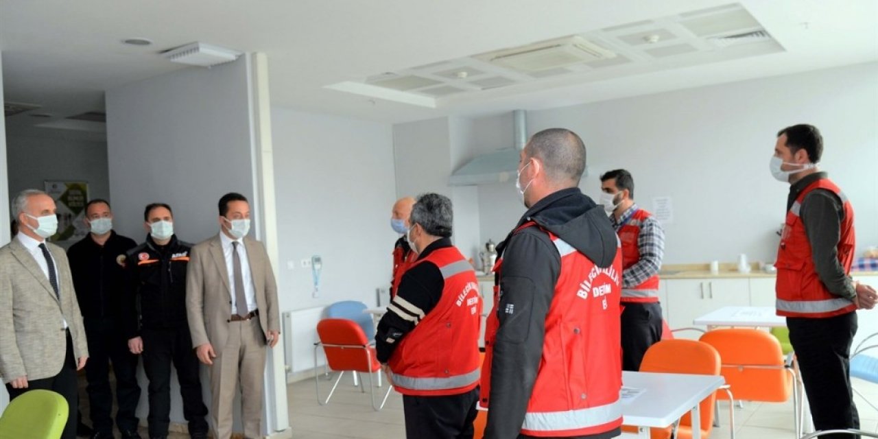 Vali Şentürk, Vefa Sosyal Destek Grubunu Uyardı