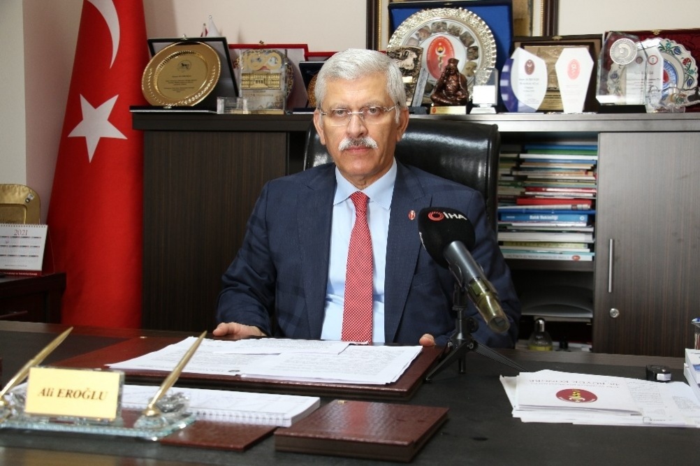 Türk Veteriner Hekimleri Birliği Başkanı Ali Eroğlu, 16 Ekim Dünya Gıda Günü Dolayısıyla Basın Açıklaması Gerçekleştirdi