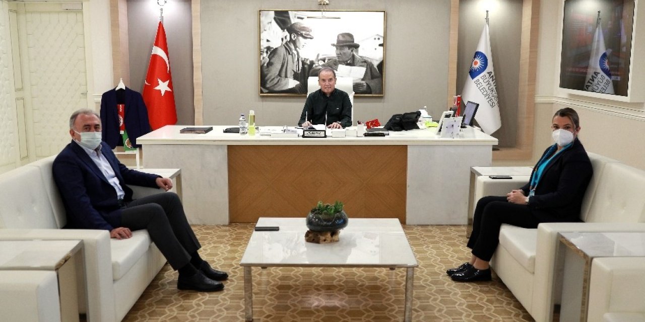 Başkan Muhittin Böcek 114 Gün Sonra Görev Başında