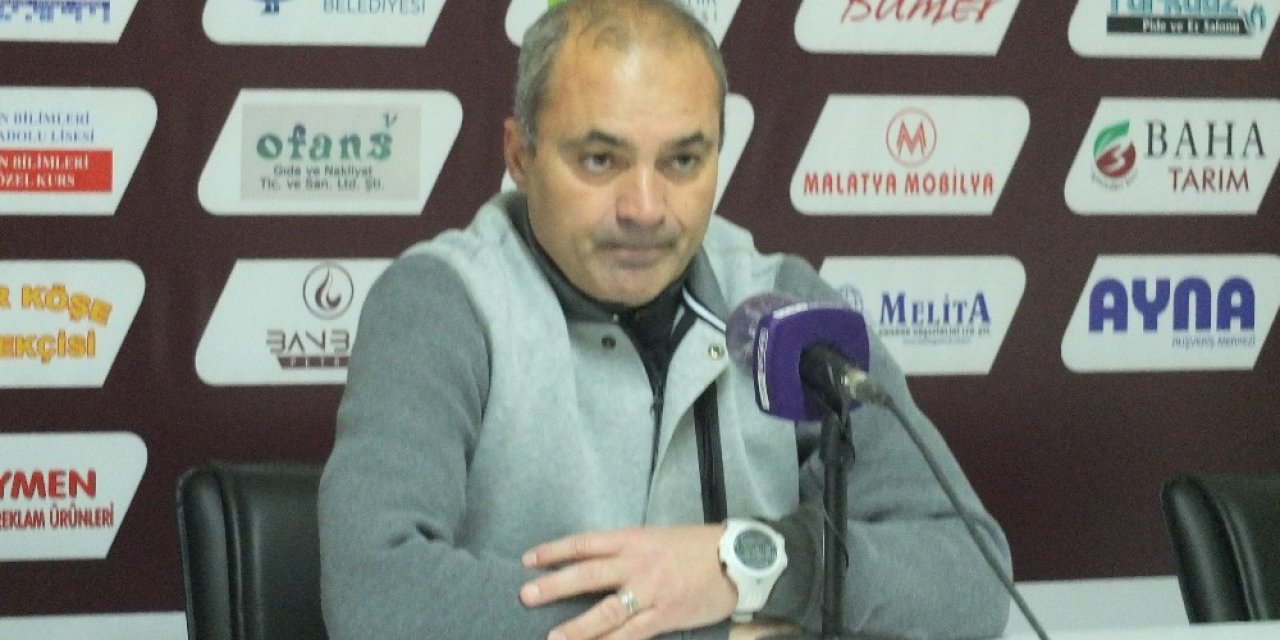Erkan Sözeri: "siyah Ve Beyaz Kadar Ayrı İki Yarı Oynadık"