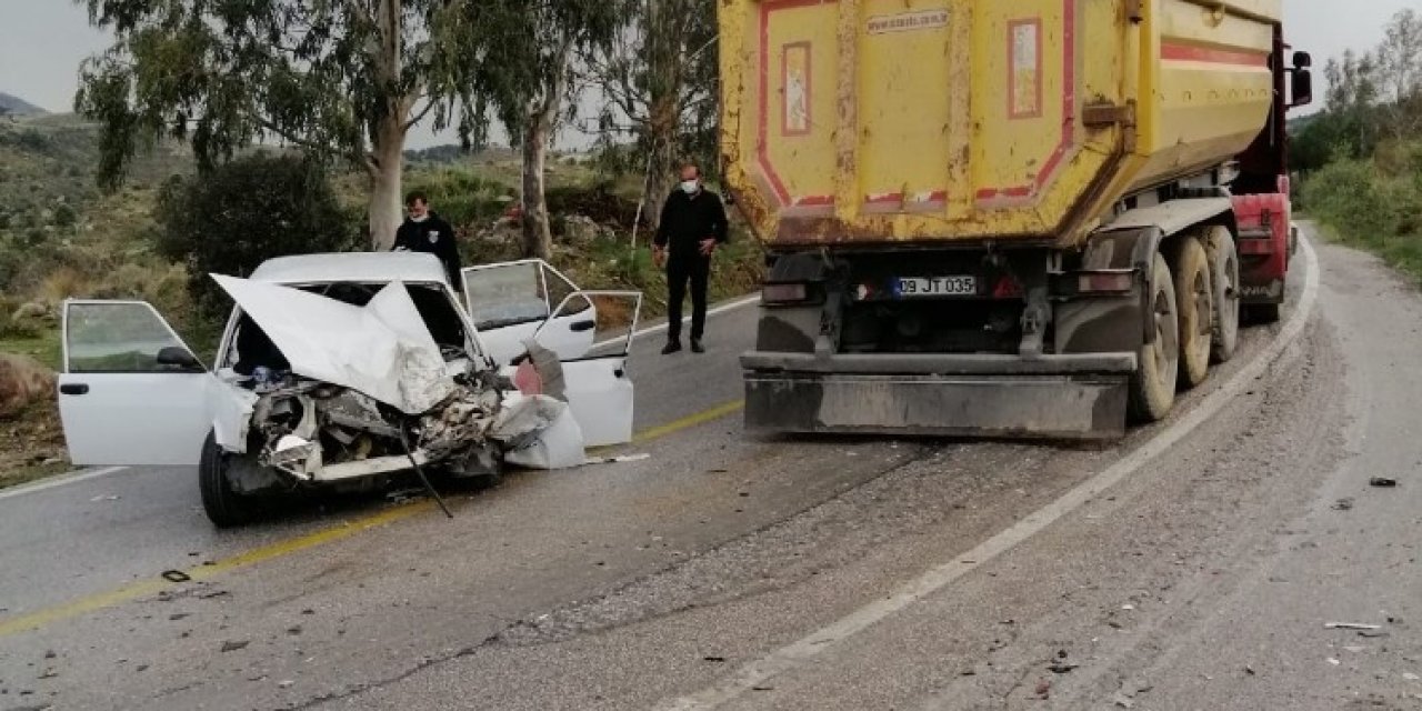 Kamyon Otomobili Ezip Geçti