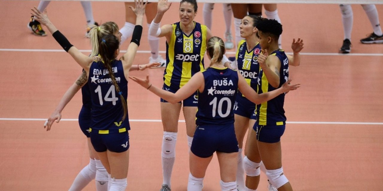 Fenerbahçe Kadın Voleybol Takımı Cev Şampiyonlar Ligi İlk Maçında Galip