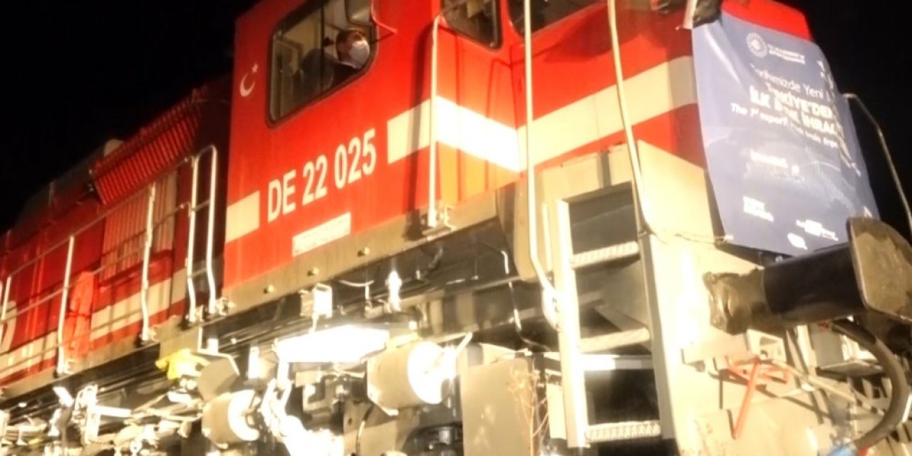 Türkiye’den Çin’e Giden İhracat Treni Azerbaycan’a Uğurlandı
