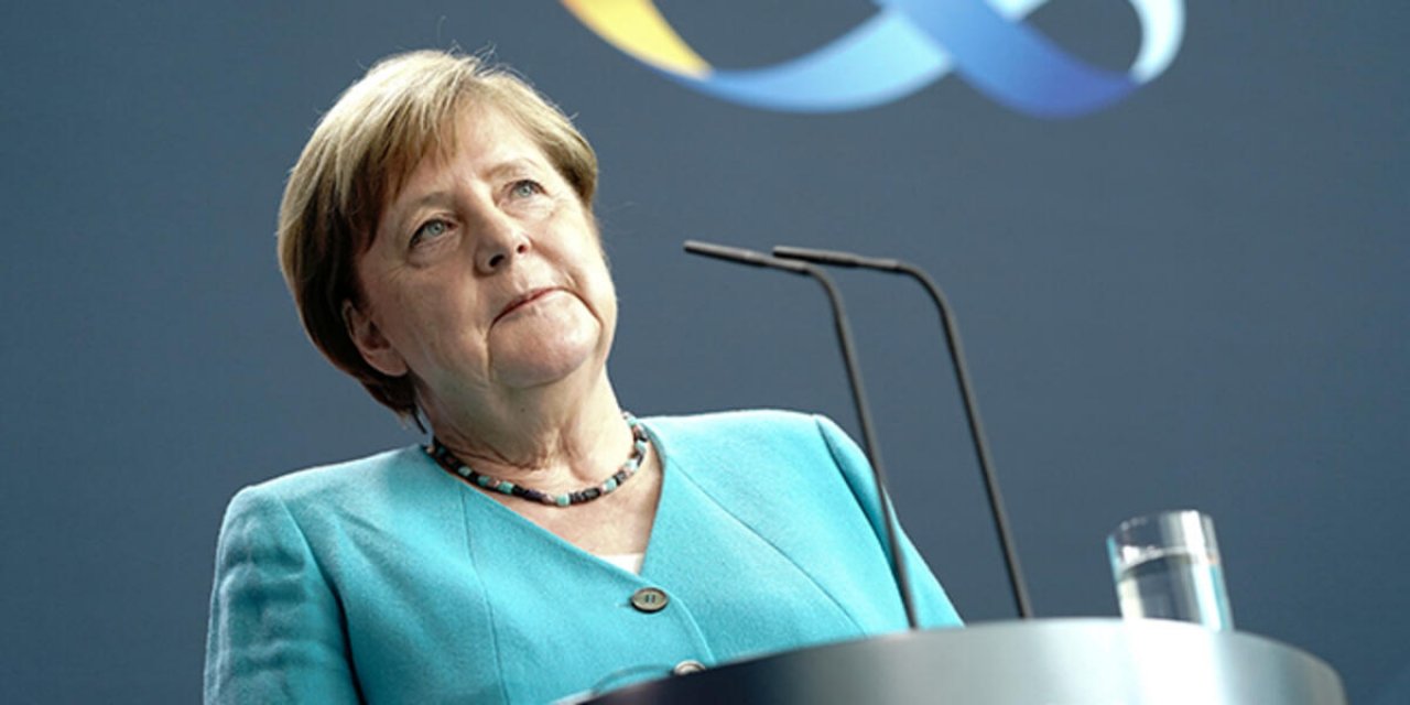 Almanya Başbakanı Angela Merkel’in son yıllık bütçe görüşmesi yapıldı