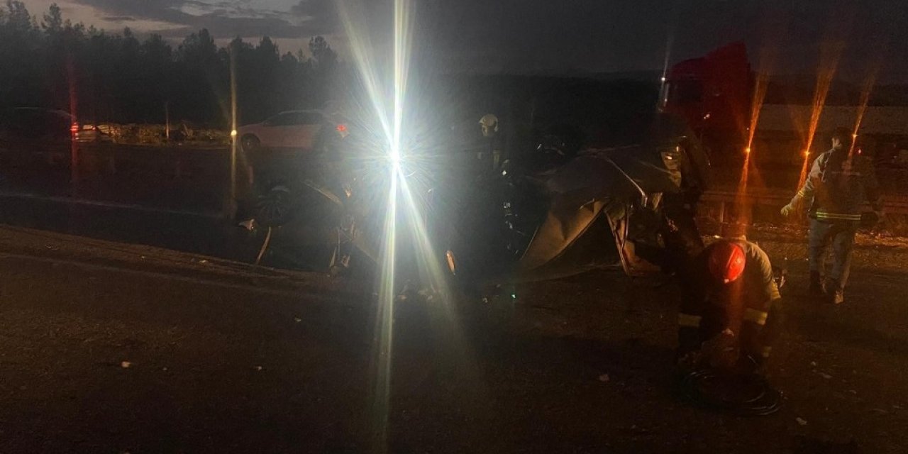 Takla Otomobilden Ağır Yaralı Kurtarılan Kişi Hayatını Kaybetti