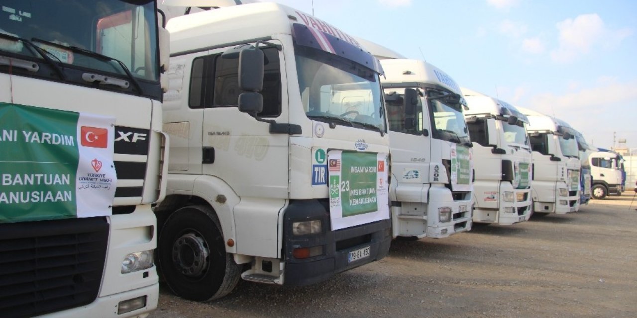 Suriye’ye 30 Tırlık Yardım Gönderildi