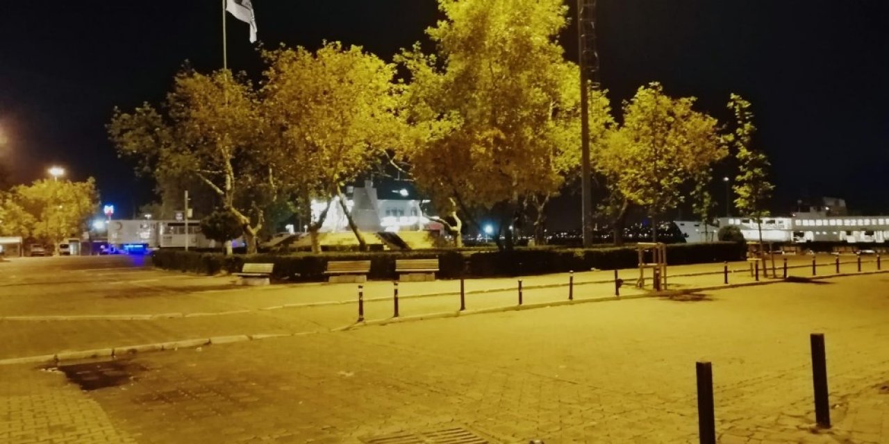 Kısıtlamanın Başlamasıyla Birlikte Mega Kente Sessizlik Çöktü