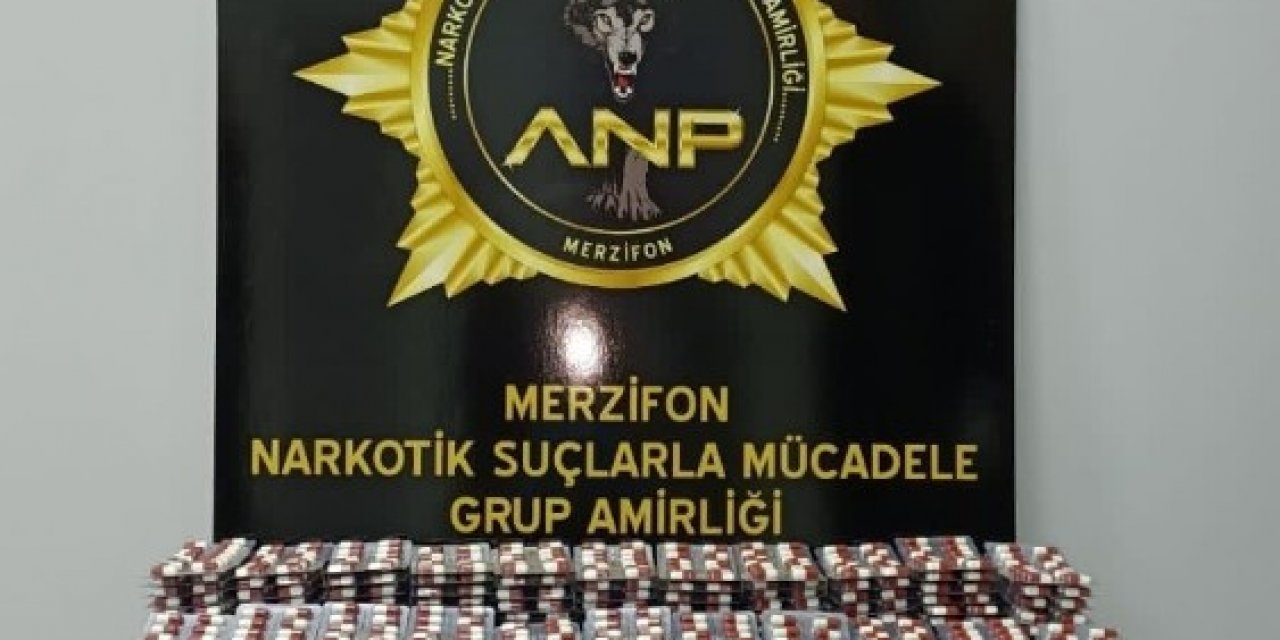 13 Bin 944 Adet Sentetik Ecza Hapı Ele Geçirildi