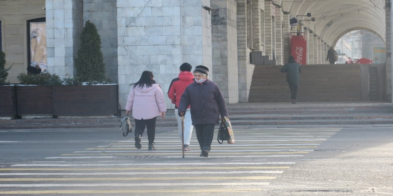 Kırgızistan koronavirüs son durum..! Covid-19 Kaynaklı Ölü Sayısı Bin 306’a Yükseldi