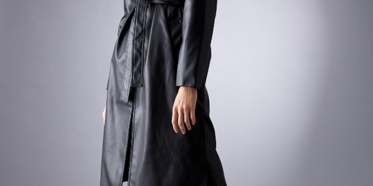 Kadınlar İçin Hazırlanan Deri Şıklığı Koleksiyonu Görücüye Çıktı