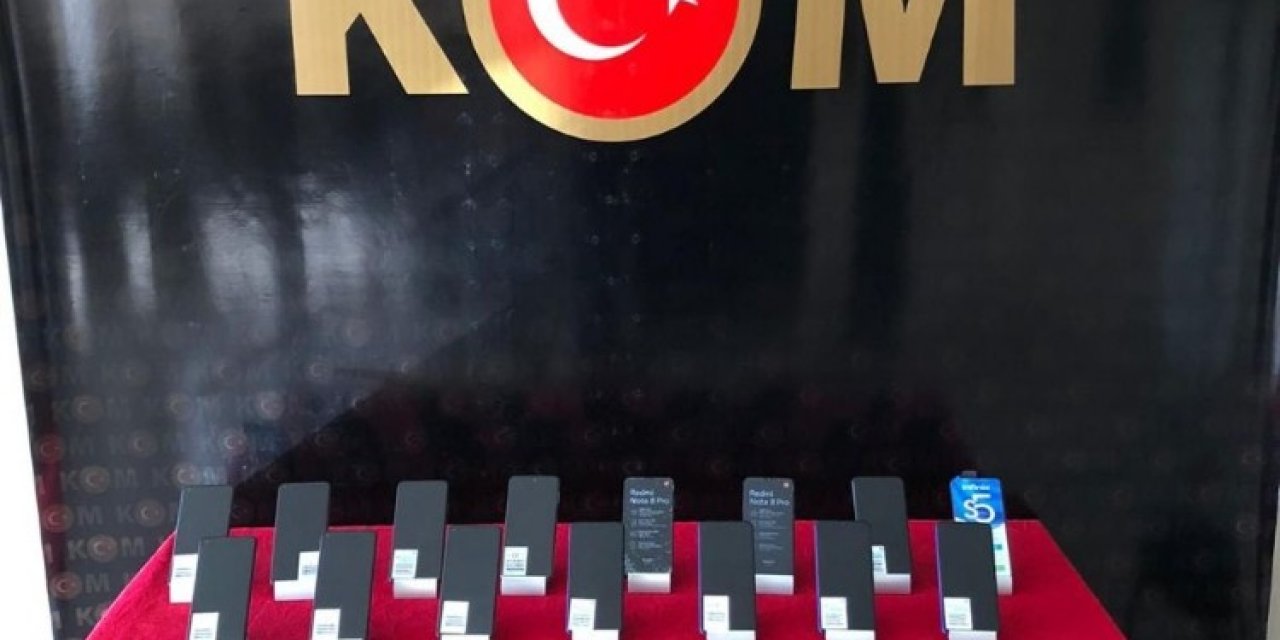 Gaziantep’te 18 Adet Kaçak Cep Telefonu Ele Geçirildi