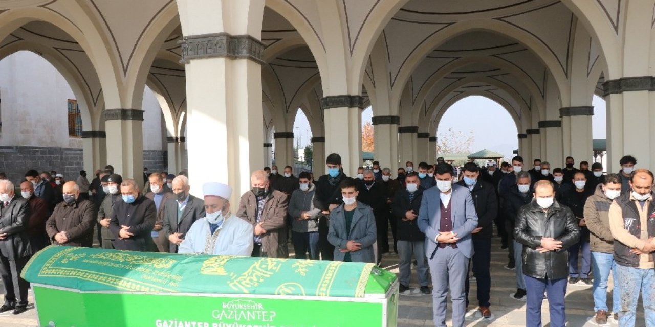 Gazeteci Ahmet Gocuk Son Yolculuğuna Uğurlandı