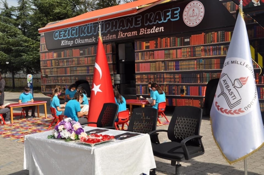 Ordu’nun Aybastı ilçesinde geçtiğimiz nisan ayında kalp krizi sonucu 38 yaşında vefat eden hoca anıldı