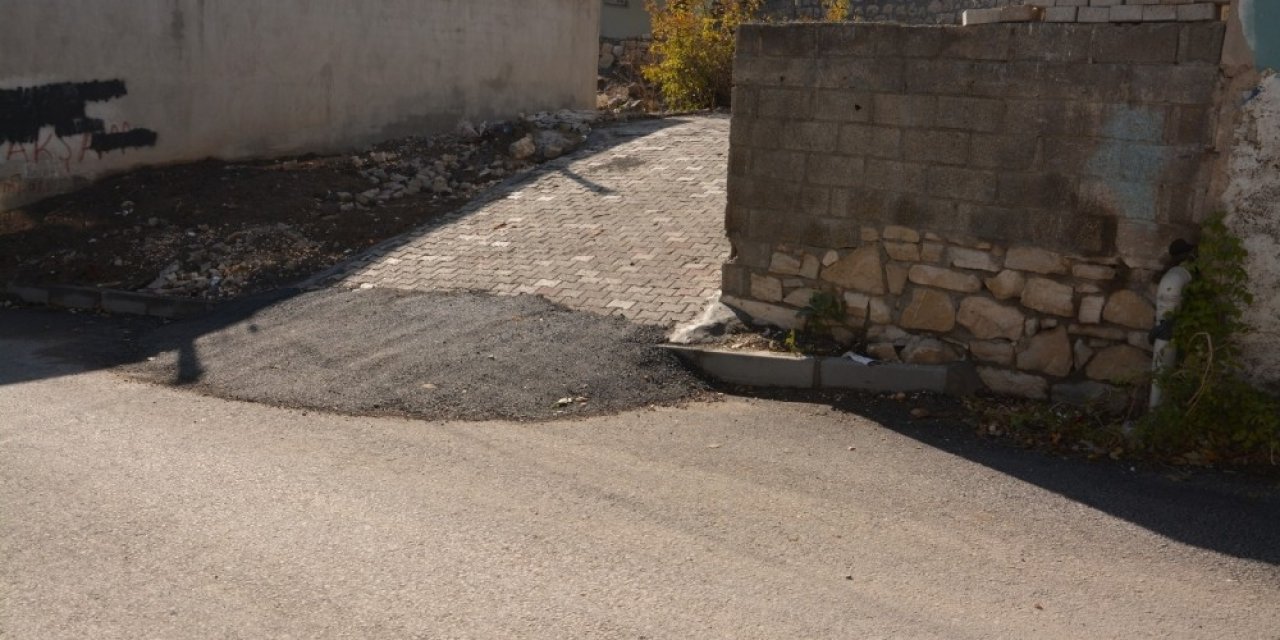 Ergani Belediyesi, Engelli Vatandaşlar İçin Rampa Yaptı