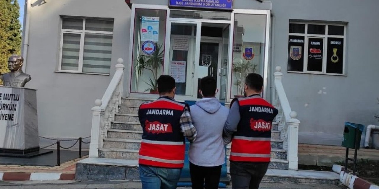 Hapis Cezası Bulunan 2 Kişi Jandarma Tarafından Yakalandı