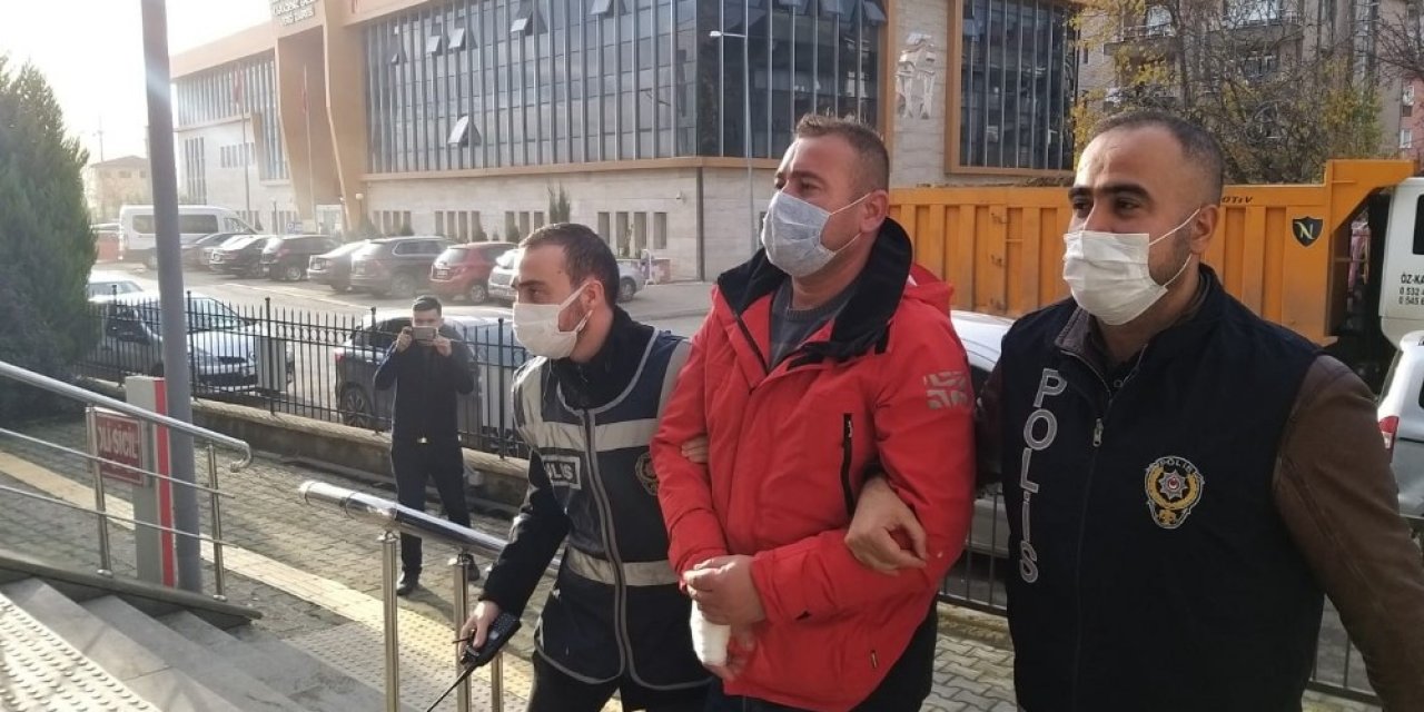 Eski Sevgilisini 10 Yerinden Bıçaklayan Zanlı Adliyeye Sevk Edildi
