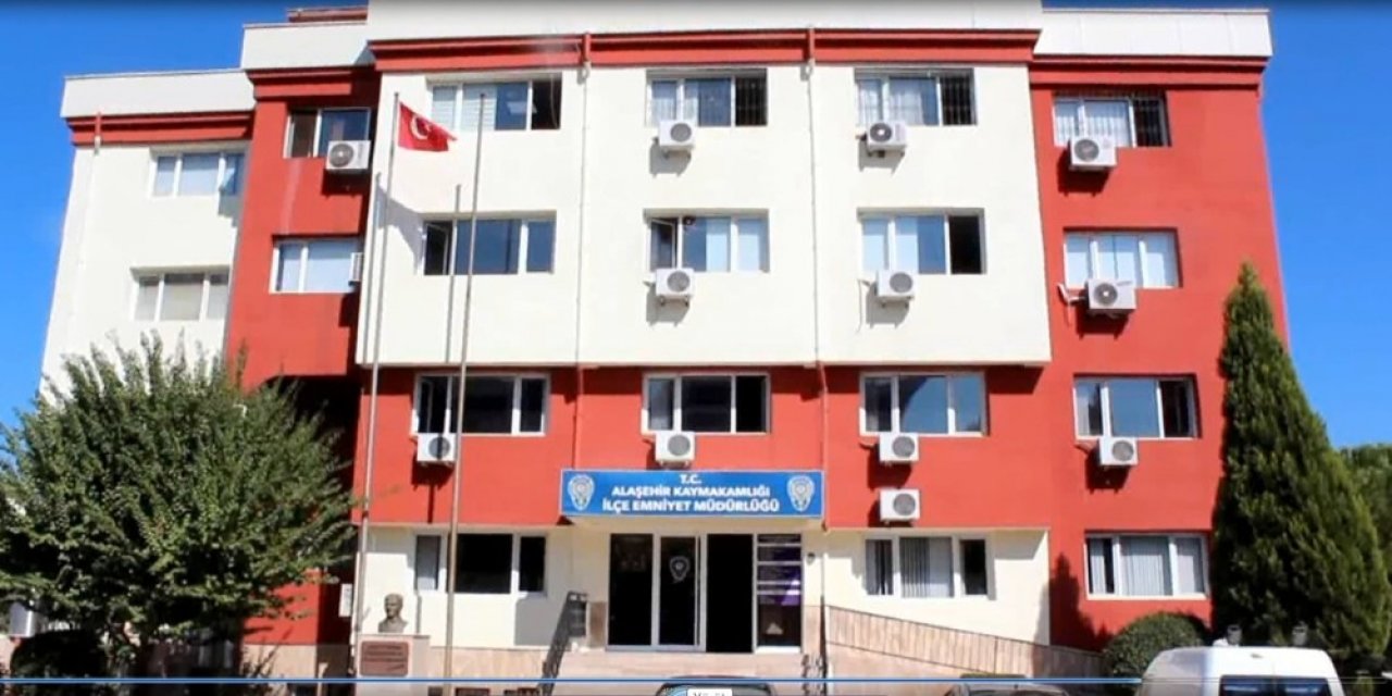 Sokağa Çıkma Kısıtlamasında Uyuşturucuyla Yakalandı