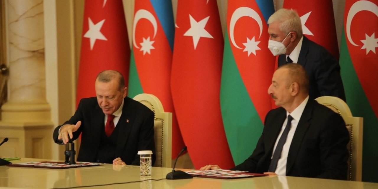 Türkiye Ve Azerbaycan Arasında Bir Dizi Anlaşma İmzalandı