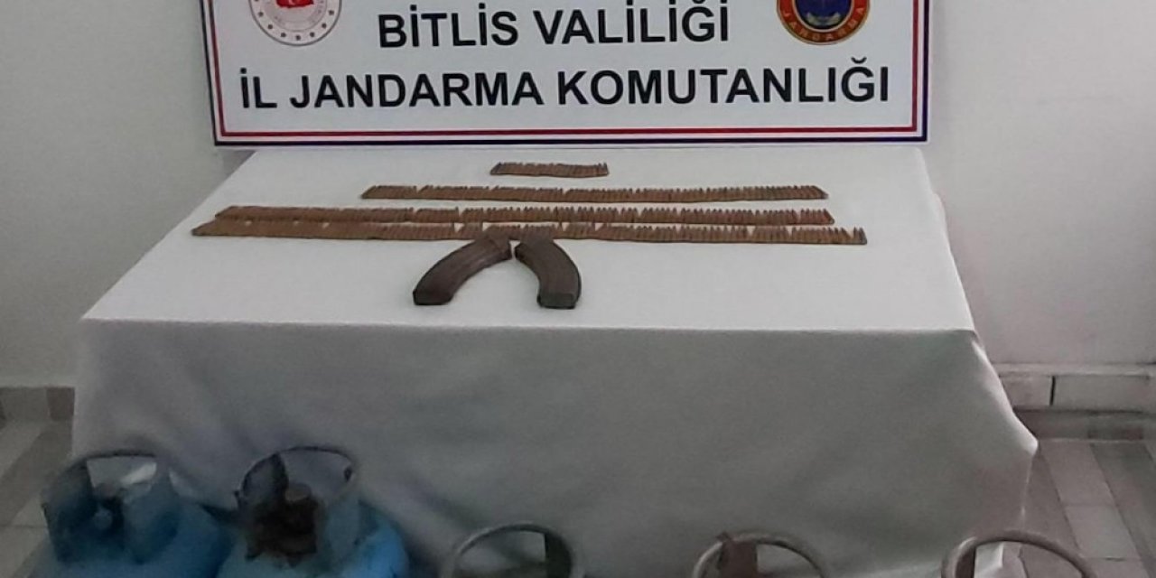 Güroymak’ta Toprağa Gömülü 5 Adet Tüp Ve Mühimmat Ele Geçirildi