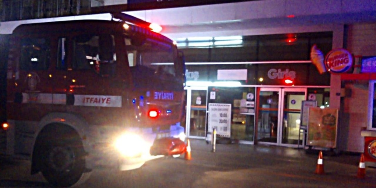 Edremit Avm’de Yanlış Yangın Alarmı Paniğe Neden Oldu
