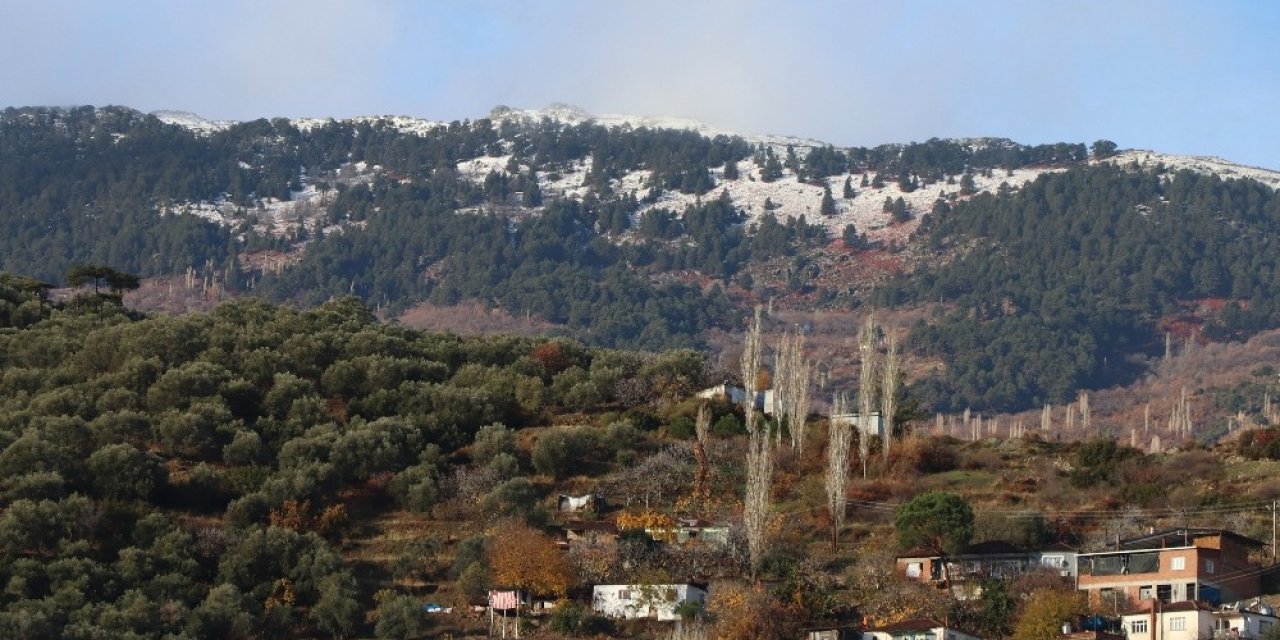 Madran Dağı’na Yılın İlk Karı Düştü